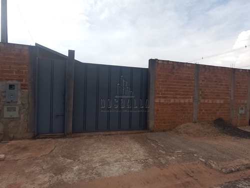 Casa, código 1724442 em Jaboticabal, bairro Parque das Araras