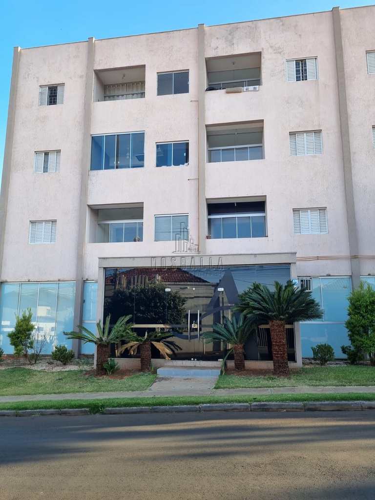 Apartamento em Jaboticabal, no bairro Centro