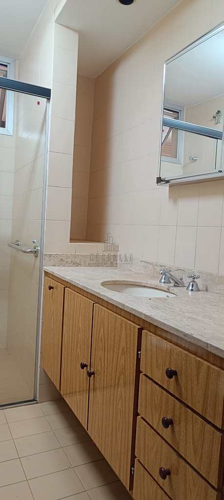 Apartamento em Jaboticabal, no bairro Centro
