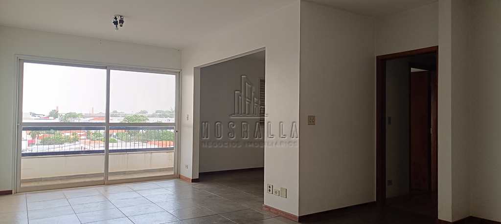Apartamento em Jaboticabal, no bairro Centro