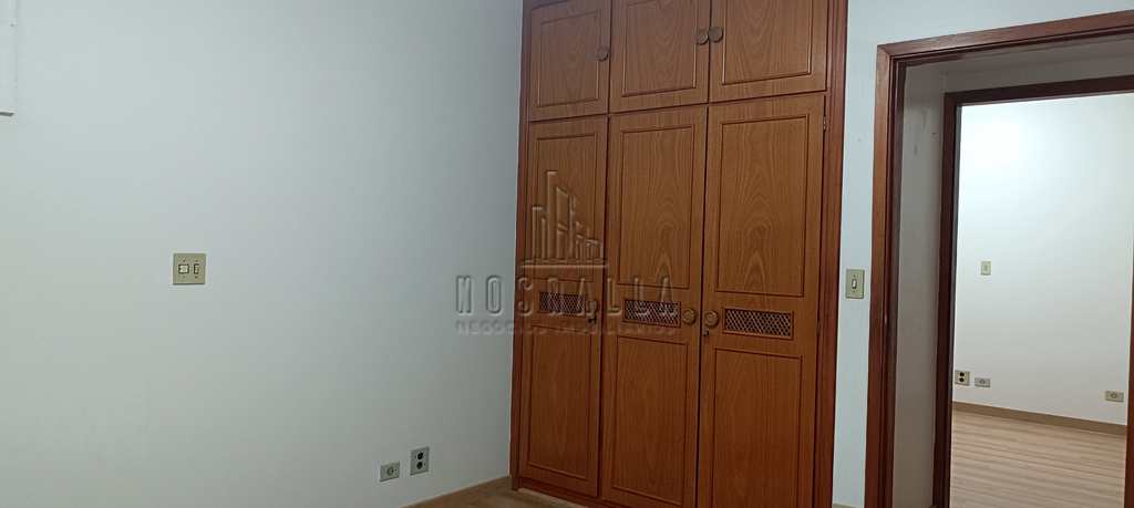 Apartamento em Jaboticabal, no bairro Centro