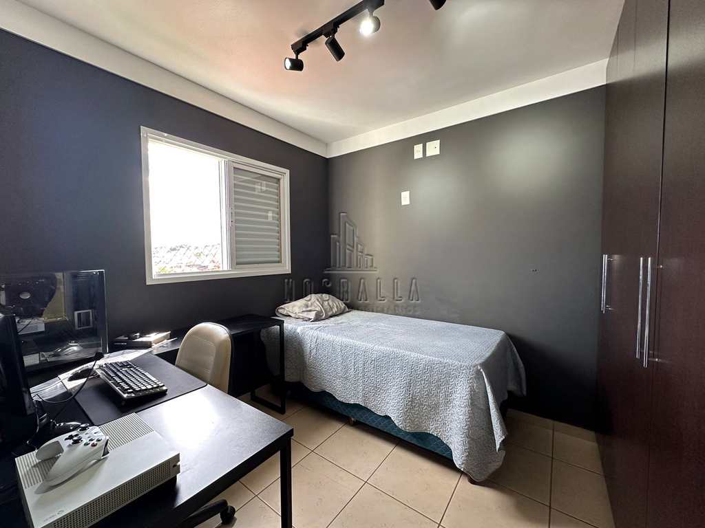 Apartamento em Jaboticabal, no bairro Centro