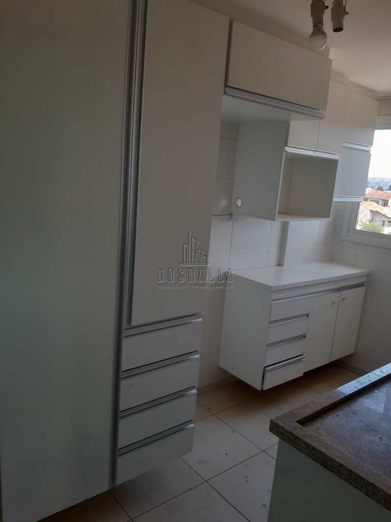 Apartamento em Jaboticabal, no bairro Centro