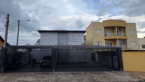 Apartamento, código 1724822 em Jaboticabal, bairro Jardim Nova Aparecida