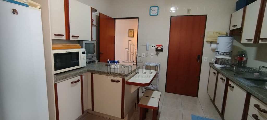 Apartamento em Jaboticabal, no bairro Centro