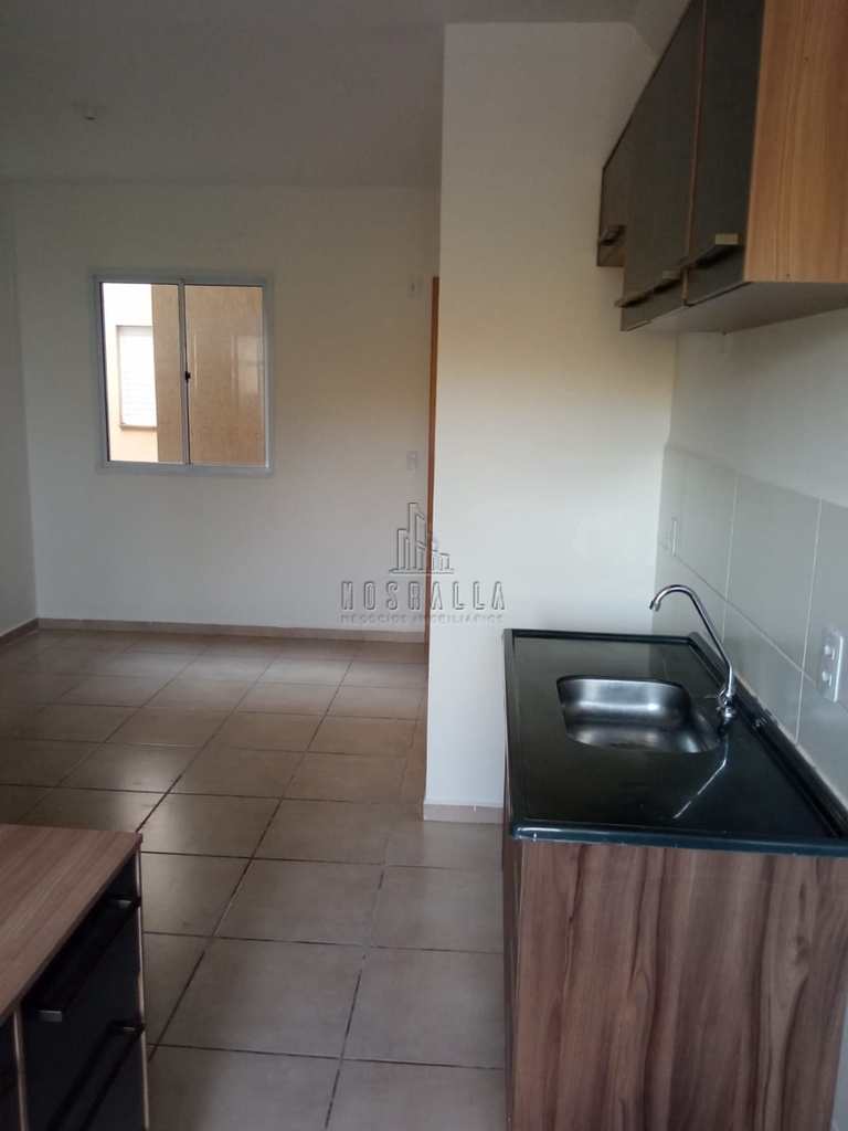 Apartamento em Jaboticabal, no bairro Athenas Paulista