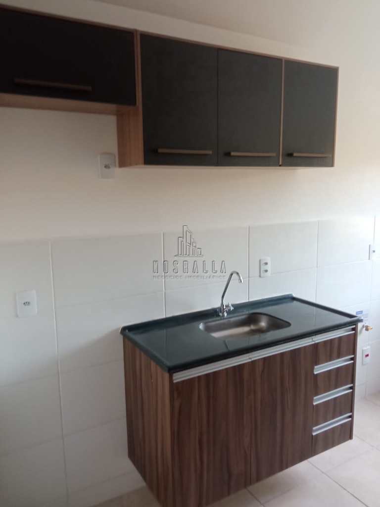 Apartamento em Jaboticabal, no bairro Athenas Paulista