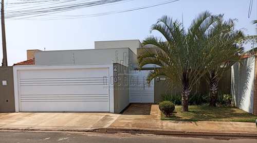 Casa, código 1725013 em Jaboticabal, bairro Residencial Verdeville