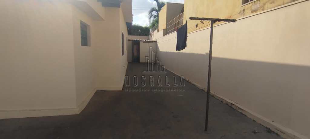 Casa em Jaboticabal, no bairro Centro