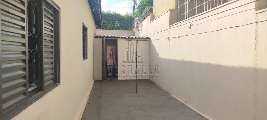 Casa em Jaboticabal, no bairro Centro