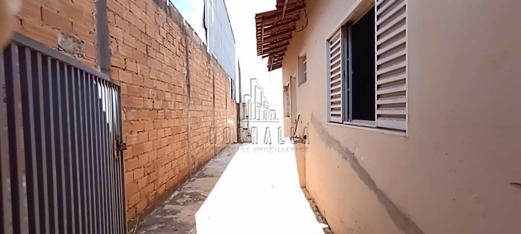 Casa em Jaboticabal, no bairro Vila São José