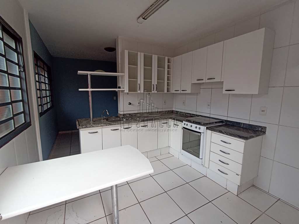 Casa em Jaboticabal, no bairro Conjunto Habitacional Hugo Lacorte Vitalle
