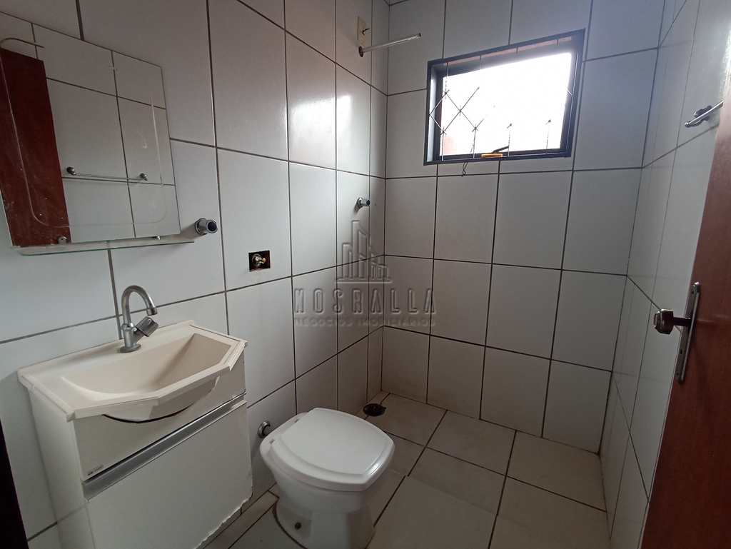 Casa em Jaboticabal, no bairro Conjunto Habitacional Hugo Lacorte Vitalle