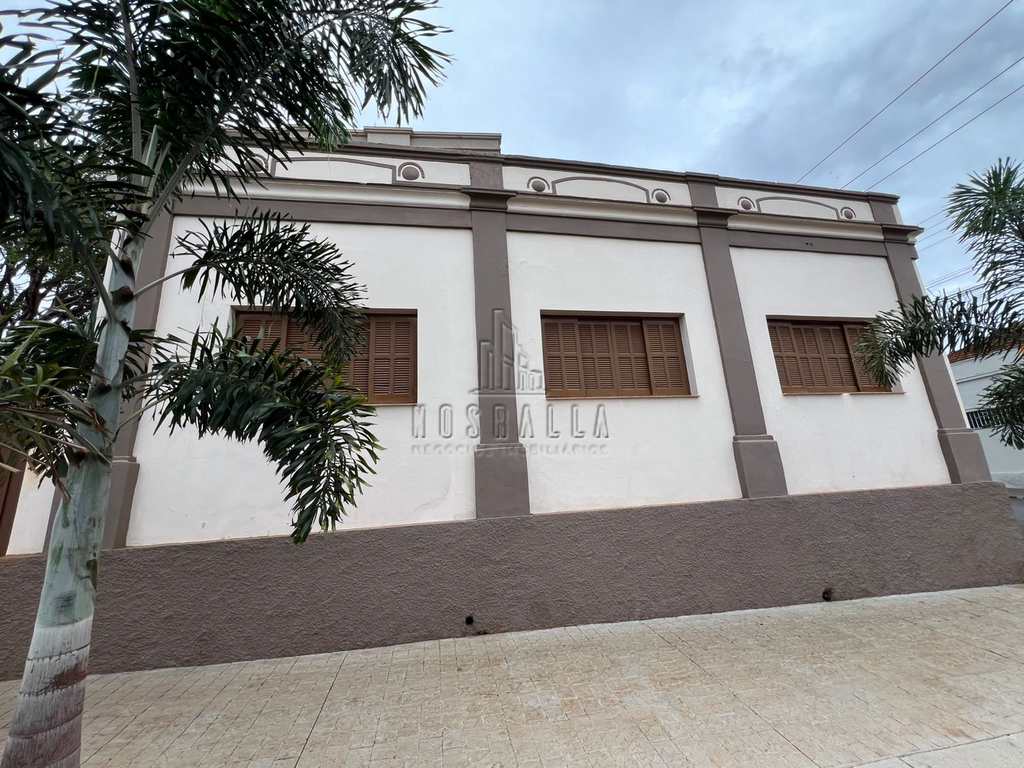 Casa em Jaboticabal, no bairro Aparecida
