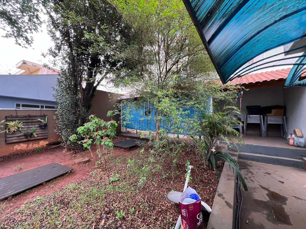 Casa em Jaboticabal, no bairro Aparecida