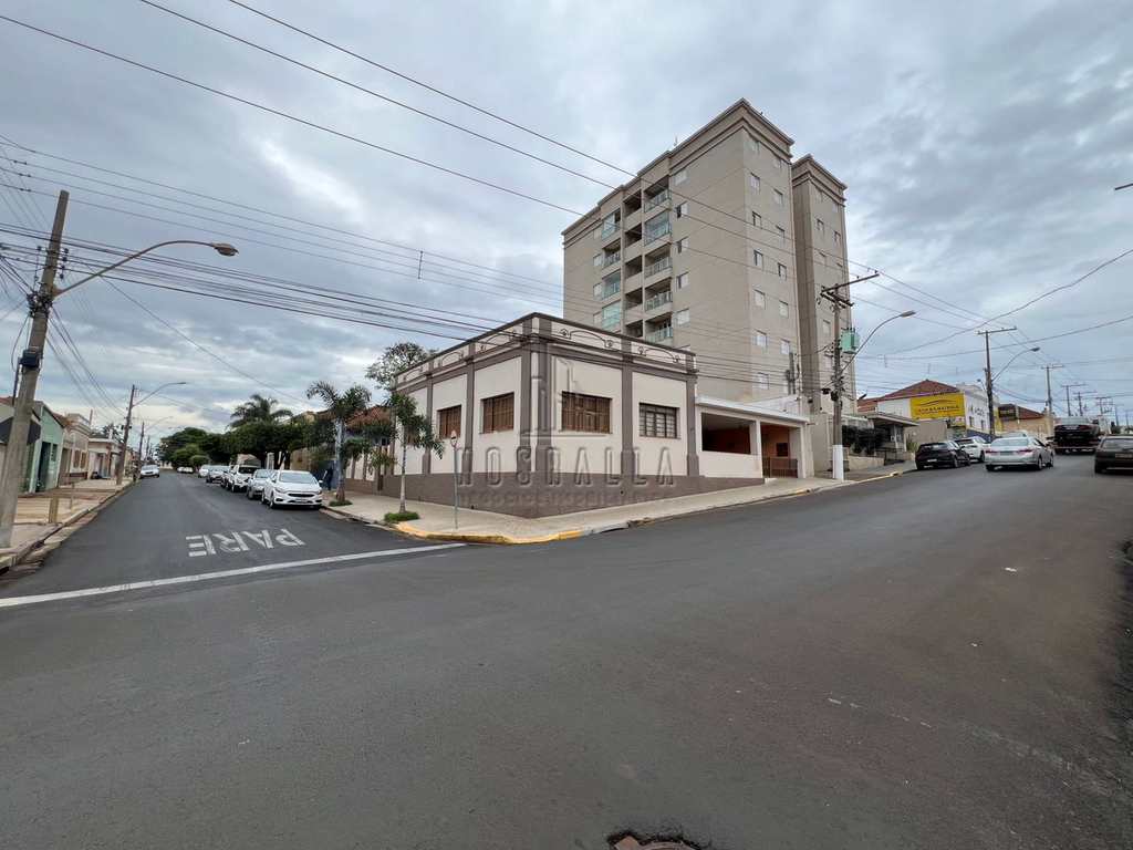Casa em Jaboticabal, no bairro Aparecida
