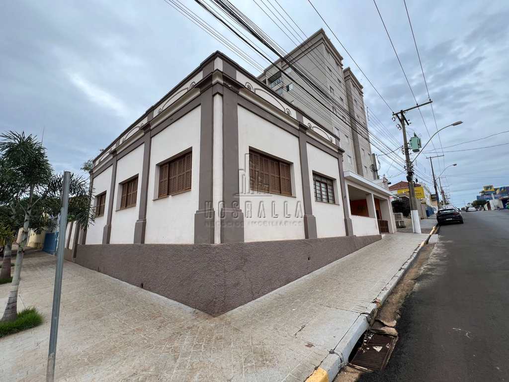 Casa em Jaboticabal, no bairro Aparecida
