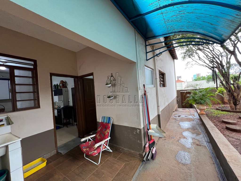 Casa em Jaboticabal, no bairro Aparecida