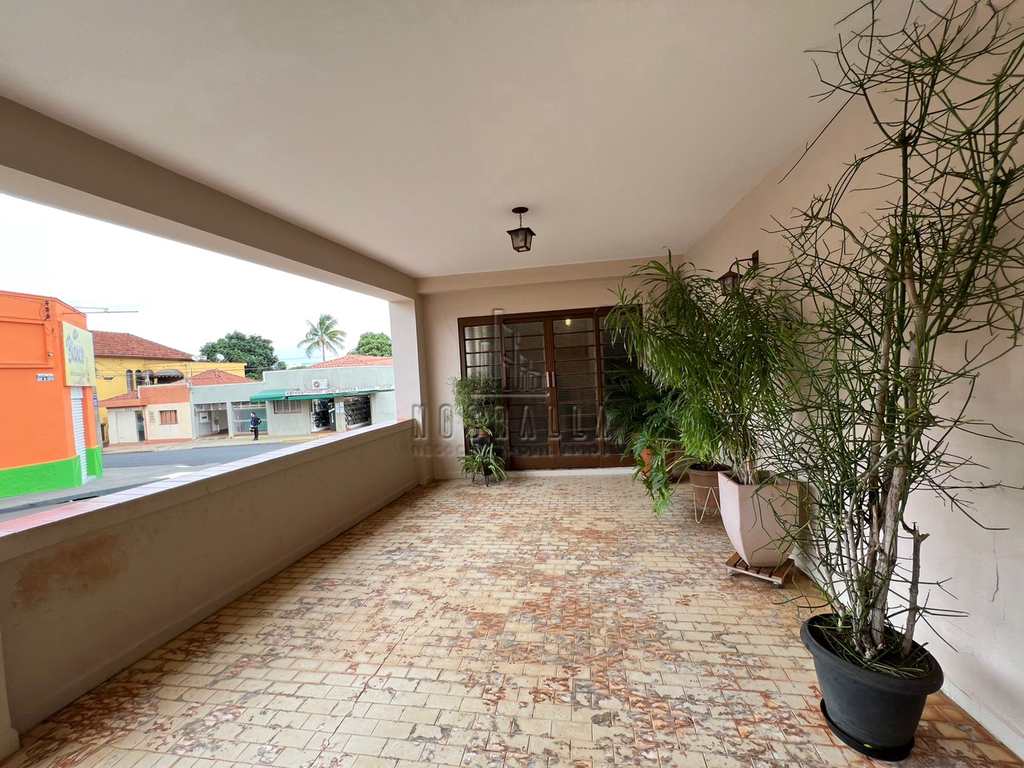 Casa em Jaboticabal, no bairro Aparecida