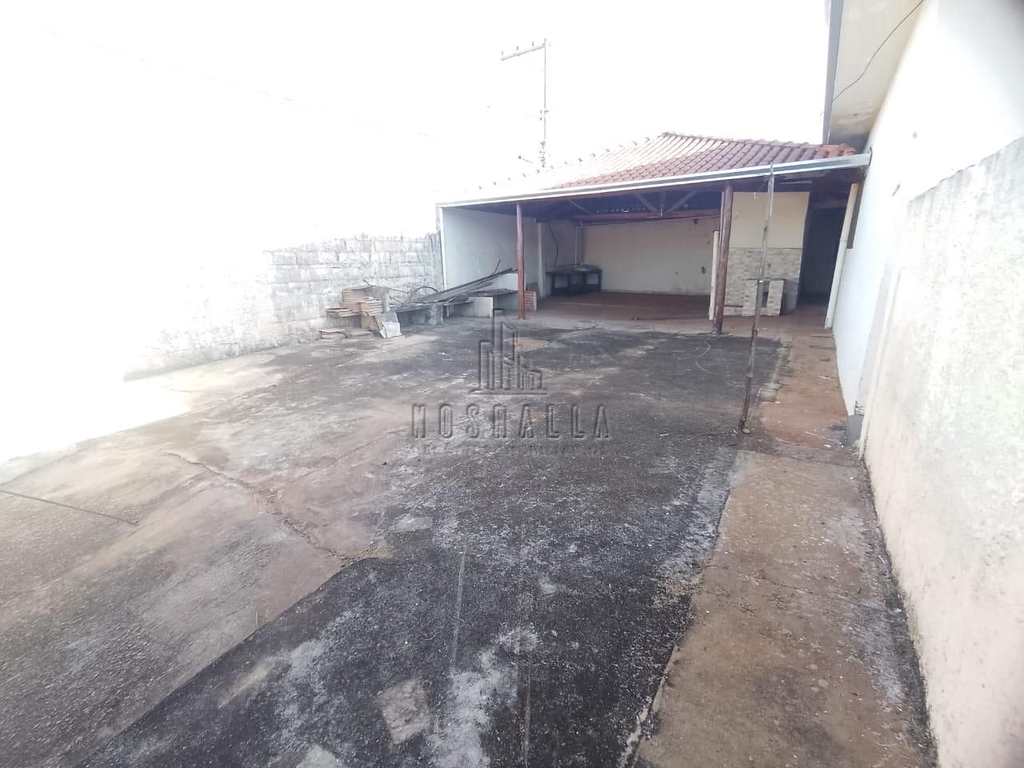 Casa em Jaboticabal, no bairro Sorocabano