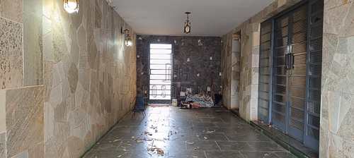 Casa, código 1725098 em Jaboticabal, bairro Centro