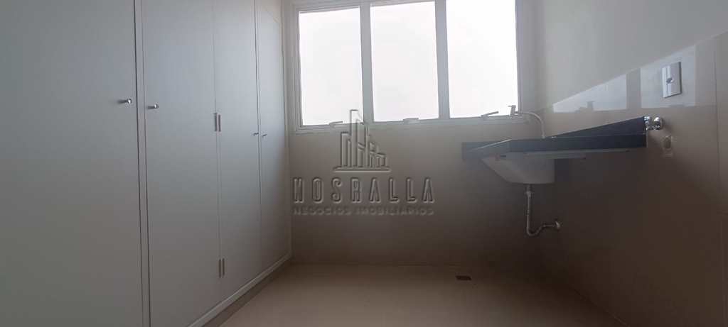 Apartamento em Jaboticabal, no bairro Centro