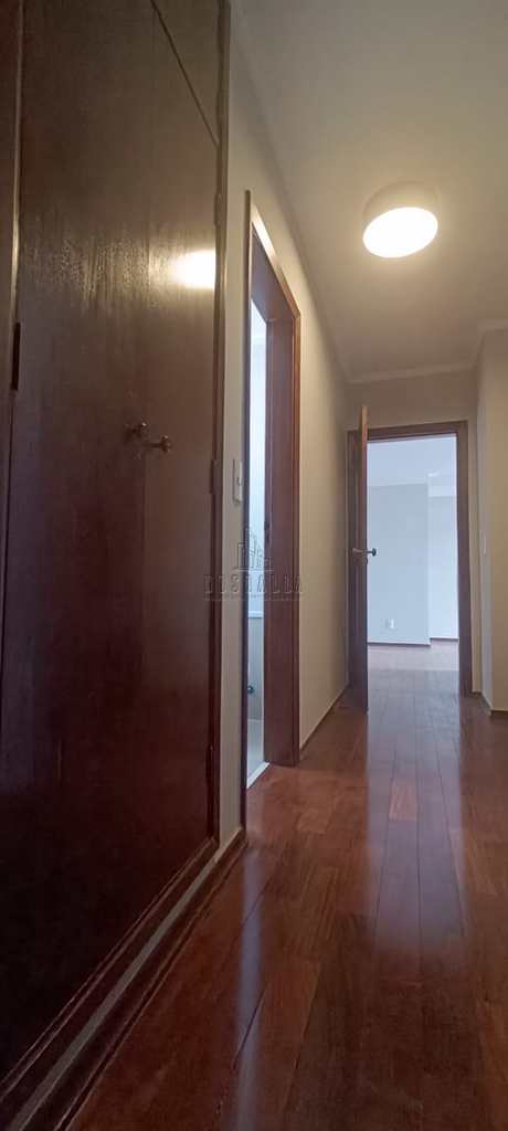 Apartamento em Jaboticabal, no bairro Centro