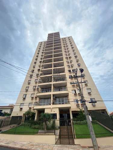 Apartamento, código 1725107 em Jaboticabal, bairro Centro