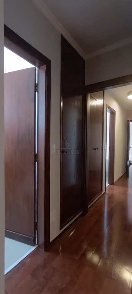 Apartamento em Jaboticabal, no bairro Centro