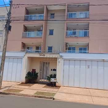 Apartamento em Jaboticabal, bairro Vila Santa Tereza