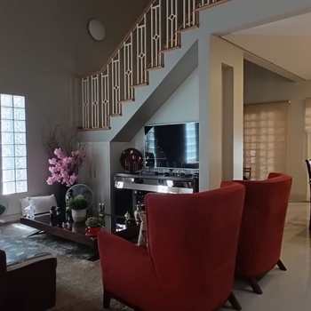 Sobrado em Jaboticabal, bairro Jardim Morumbi