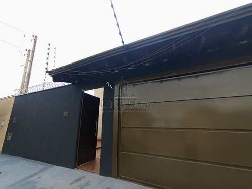 Casa, código 1725161 em Jaboticabal, bairro Jardim São José