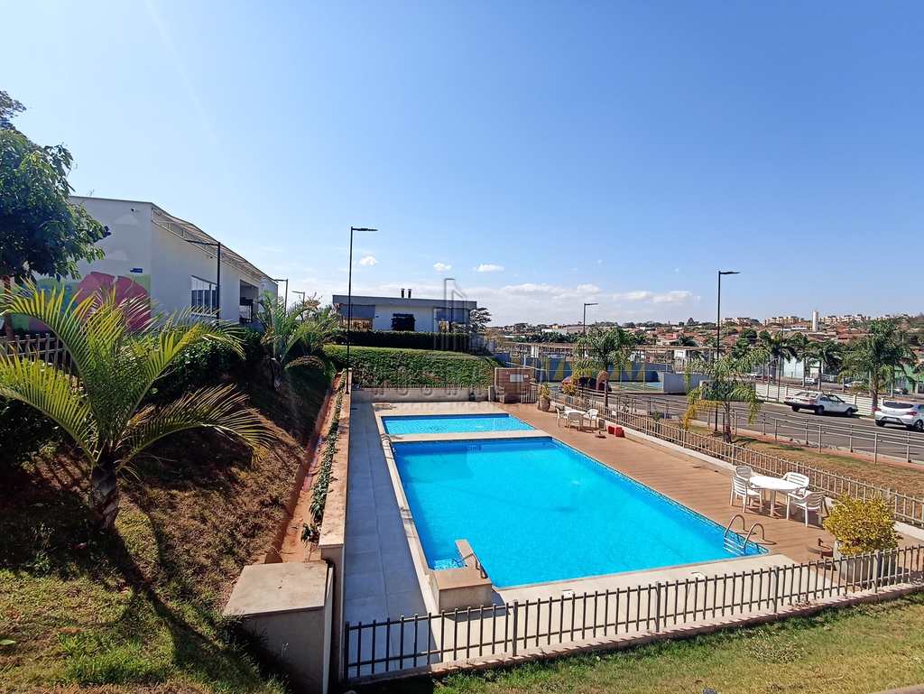 Apartamento em Jaboticabal, no bairro Sorocabano