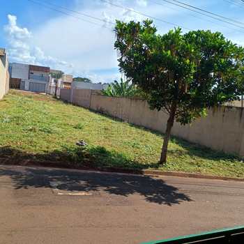 Terreno em Jaboticabal, bairro Athenas Paulista