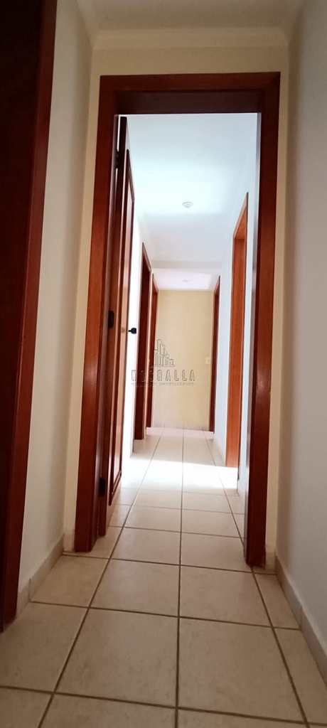 Apartamento em Jaboticabal, no bairro Centro