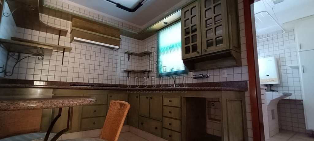 Apartamento em Jaboticabal, no bairro Centro