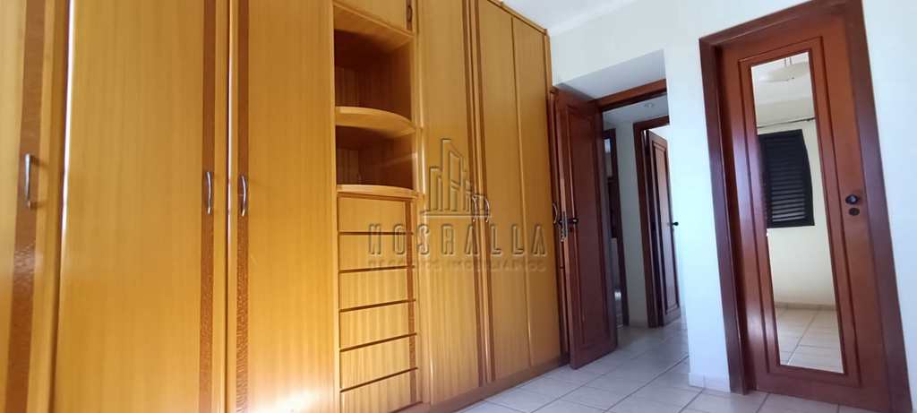 Apartamento em Jaboticabal, no bairro Centro