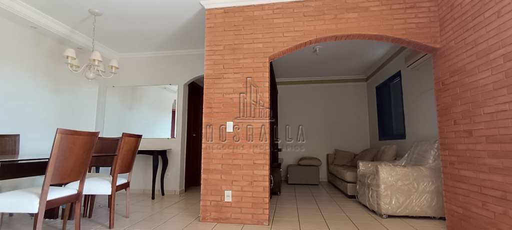 Apartamento em Jaboticabal, no bairro Centro