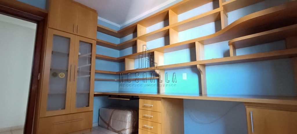 Apartamento em Jaboticabal, no bairro Centro