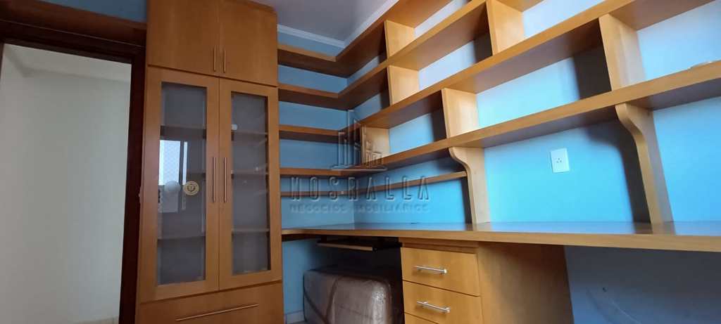 Apartamento em Jaboticabal, no bairro Centro