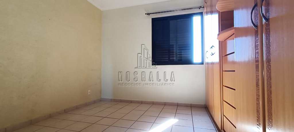 Apartamento em Jaboticabal, no bairro Centro