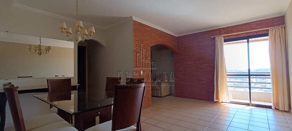 Apartamento em Jaboticabal, no bairro Centro