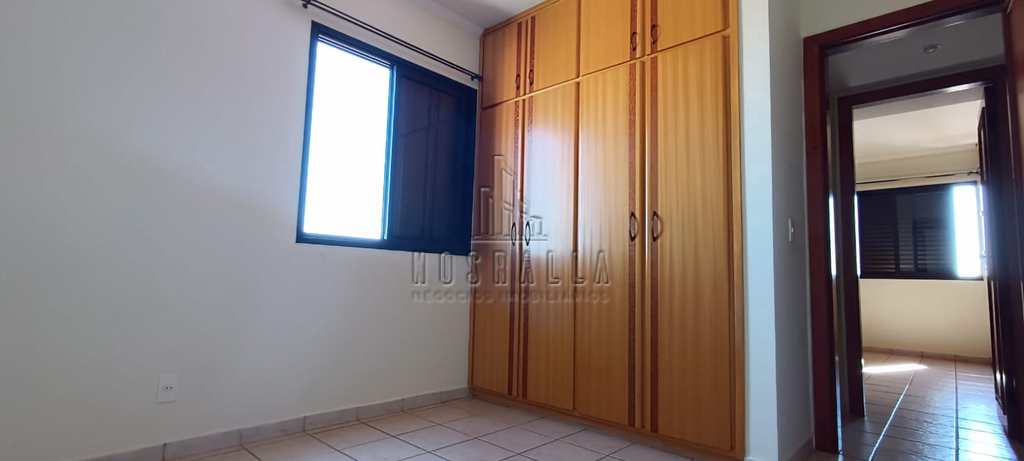 Apartamento em Jaboticabal, no bairro Centro