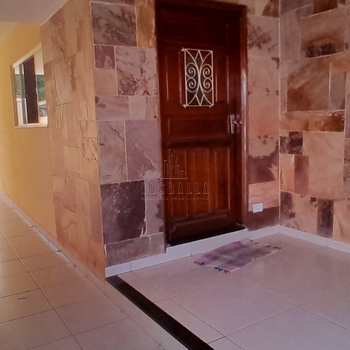 Casa em Jaboticabal, bairro Centro