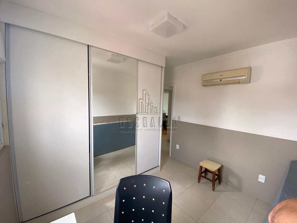 Apartamento em Jaboticabal, no bairro Centro