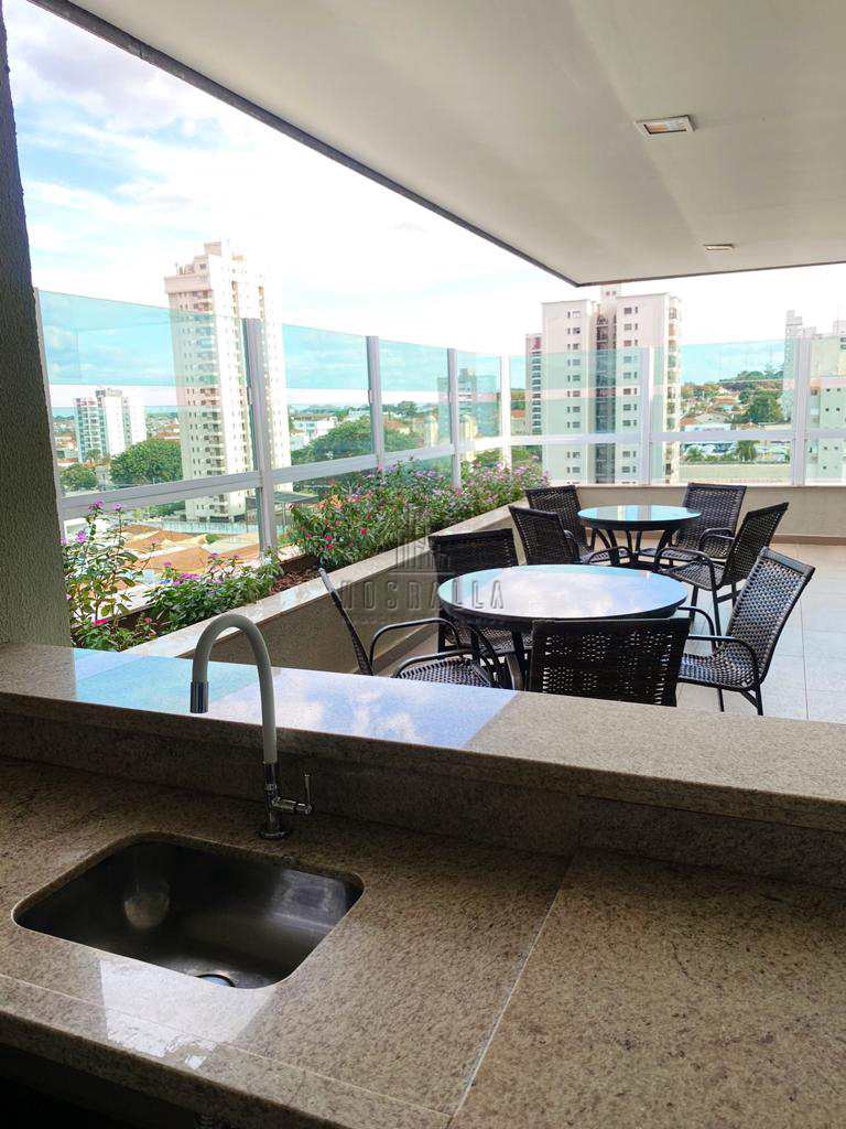 Apartamento em Jaboticabal, no bairro Centro