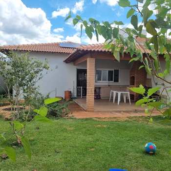 Casa em Jaboticabal, bairro Jardim Monterrey II