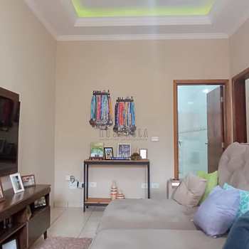 Casa em Jaboticabal, bairro Jardim das Rosas