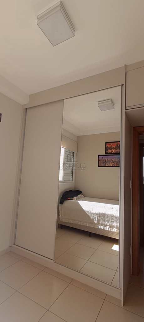 Apartamento em Jaboticabal, no bairro Centro