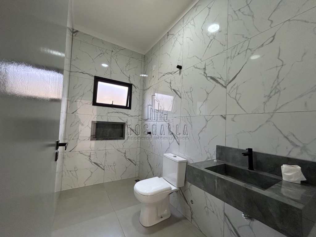 Casa em Jaboticabal, no bairro Athenas Paulista